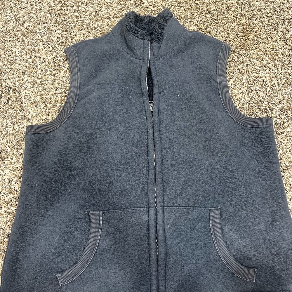 Old Navy Charcoal Fleece Vest